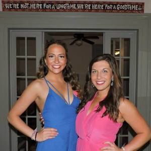 Meet your Posher, Whitney