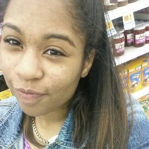 Meet your Posher, Amber