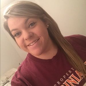 Meet your Posher, Monica