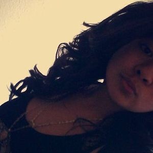Meet your Posher, Paola alexandra