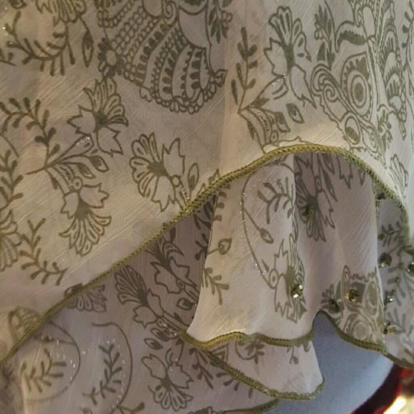 Breathtaking Magic Spell Top - Picture 3 of 4