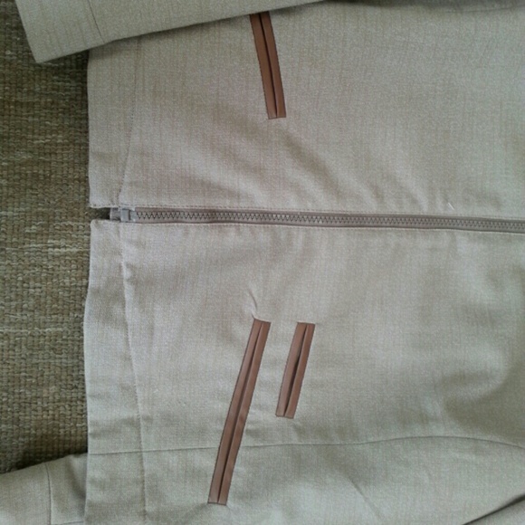 Gap Jacket - Picture 3 of 3