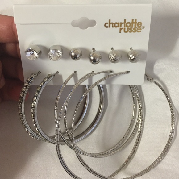 Charlotte Russe earring pack🤘🏽
