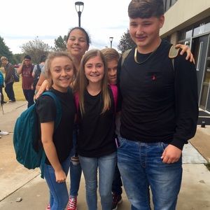 Meet your Posher, Constance