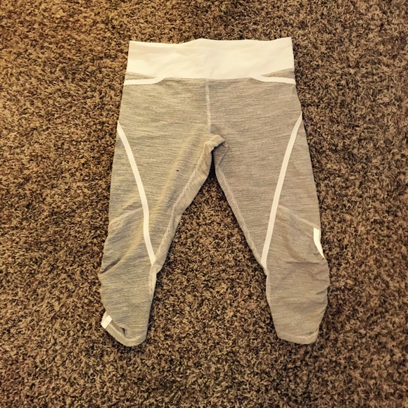Lululemon crop leggings