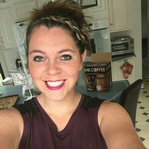 Meet your Posher, Melissa