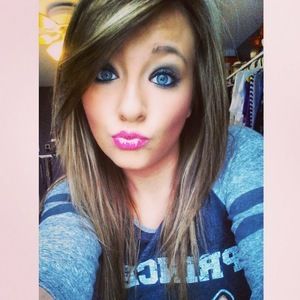 Meet your Posher, Queen