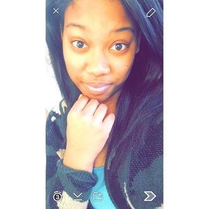 Meet your Posher, Myeshia