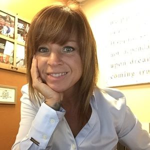 Meet your Posher, Lori