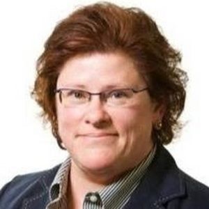 Meet your Posher, Leslie