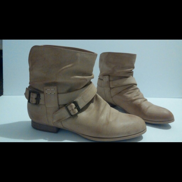 Diba tan ankle boots