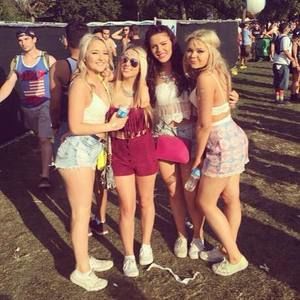 Meet your Posher, Michaela