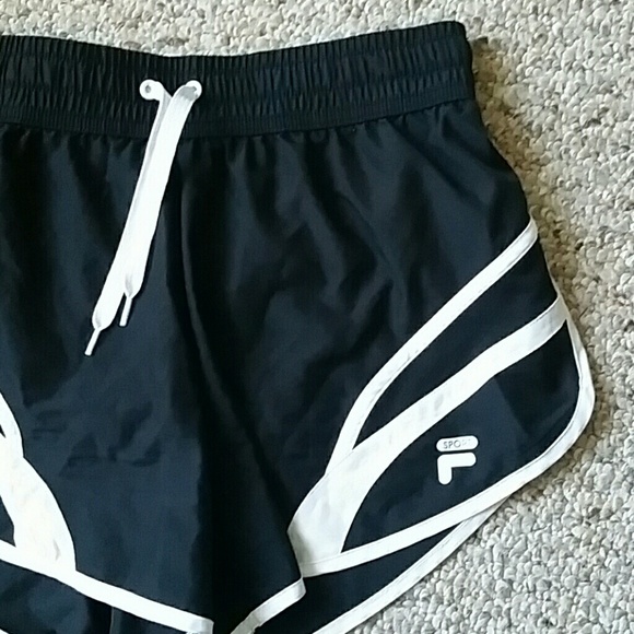 Workout shorts - Picture 3 of 3