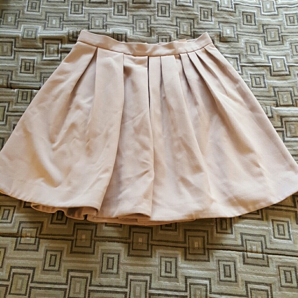 H&M Dresses & Skirts - !Beautiful bubble skirt plus bundle, cubs jersey