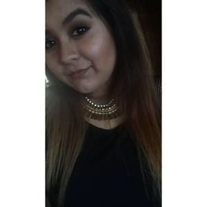 Meet your Posher, Selena