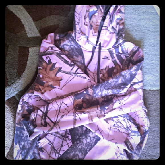 Mossy Oak pink camouflage.