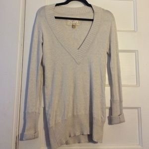American Eagle Outfitters cream sweater