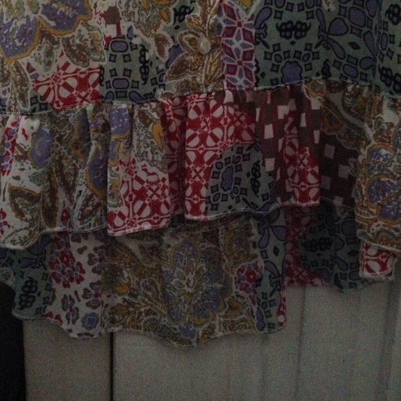 Colorful Pattern Top - Picture 4 of 4