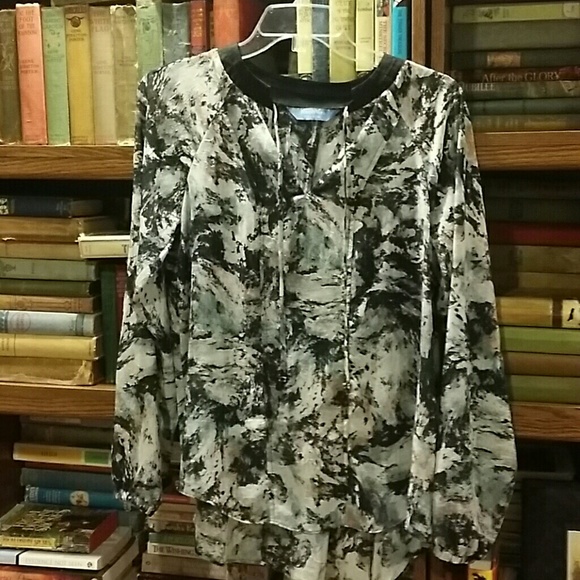 Long sleeve shear shirt
