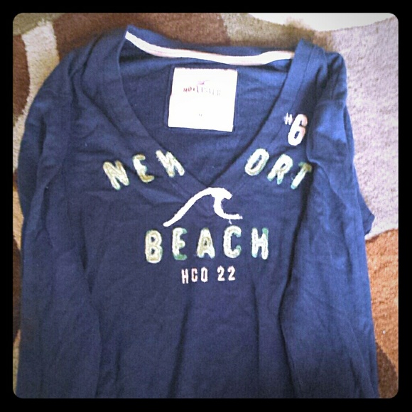 Hollister dark blue sweater.
