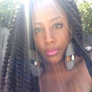 Meet your Posher, Marissa