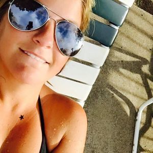 Meet your Posher, Jeanine