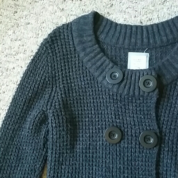 Sweater - Picture 2 of 3