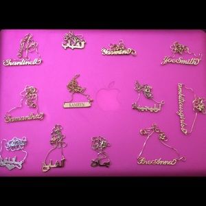 Custom name plates💕