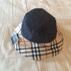 Burberry hat