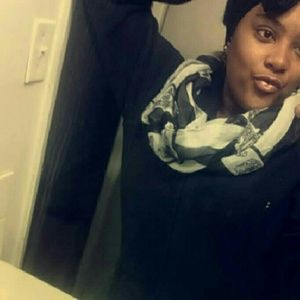 Meet your Posher, Toniese