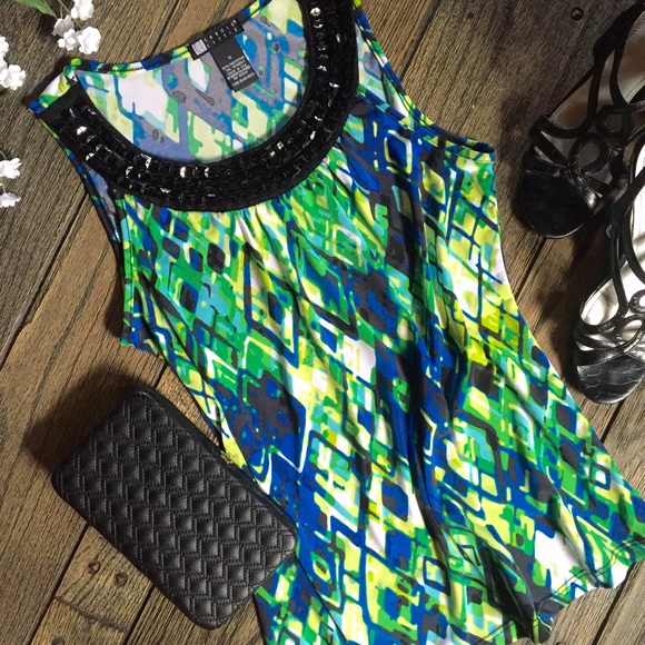 ✨HP✨ Gorgeous Dressy Stretch Tank with Bling!