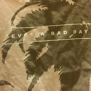 Crop top graphic tee