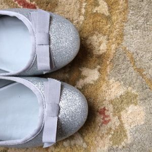 AMERICAN Eagle sparkling silver glitter flats
