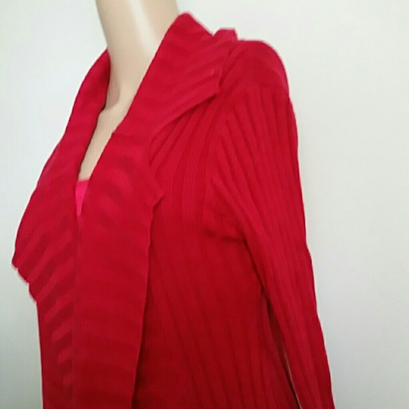 Cardigan - Picture 2 of 3