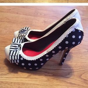 Cute white and navy polka dotted heels