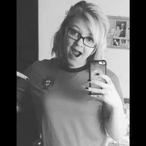 Meet your Posher, Ana