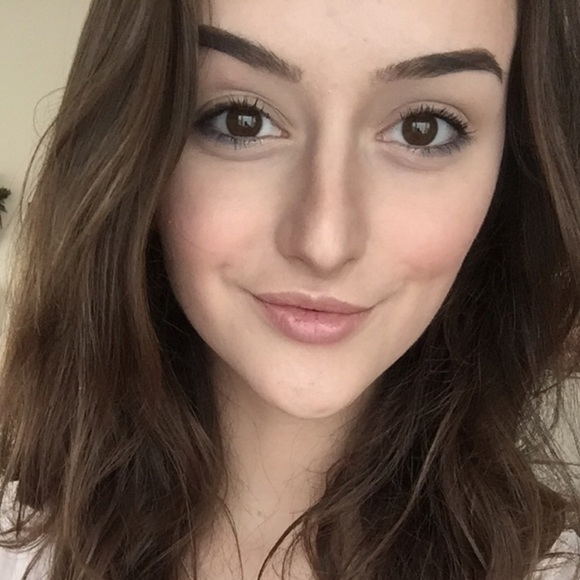 Meet your Posher, Colleen - Picture 3 of 4