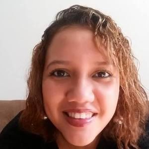 Meet your Posher, Claudia
