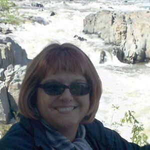 Meet your Posher, Lynette