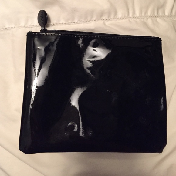 Makeup bag - Picture 2 of 3