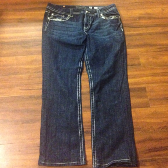 Miss me jeans-- SOLD - Picture 4 of 4