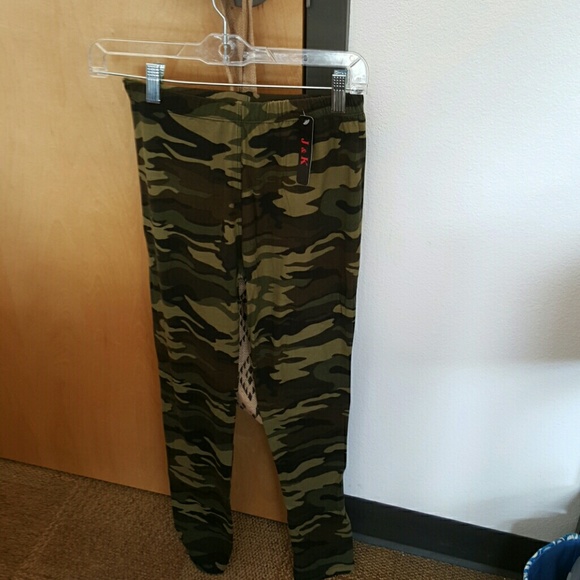 Camo leggings