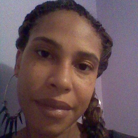 Meet your Posher, Karla - Picture 1 of 1