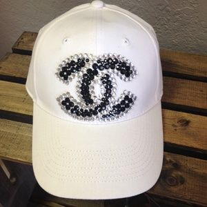 BLING WHITE ADJUSTABLE HAT