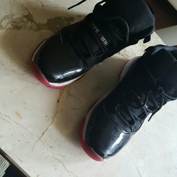 Bred 11s