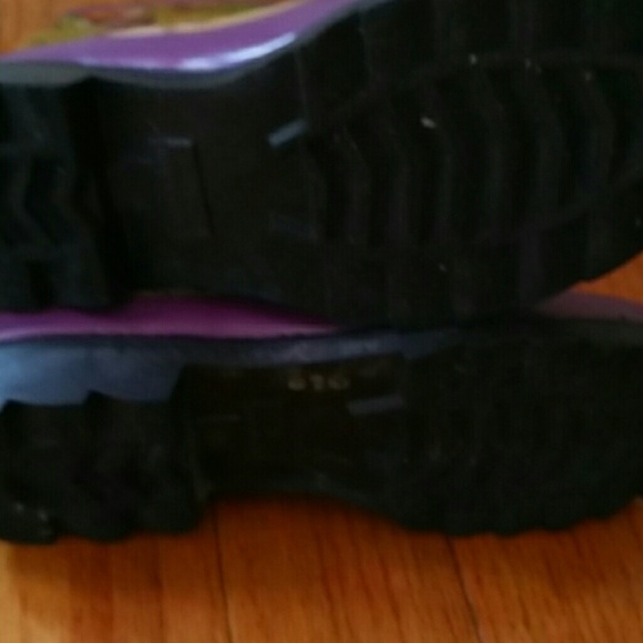 Rain boots - Picture 3 of 3