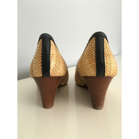 🚫SOLD🚫 Tory Burch Sally Raffia Wedges - Picture 4 of 4