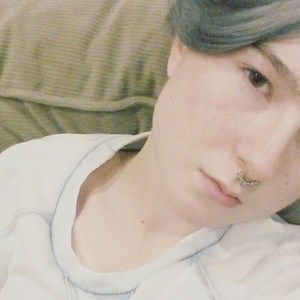 Meet your Posher, Emilie