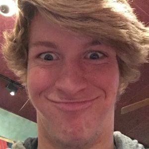 Meet your Posher, Cody