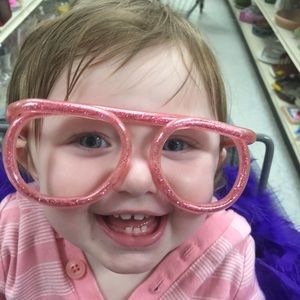 Meet your Posher, Crystal